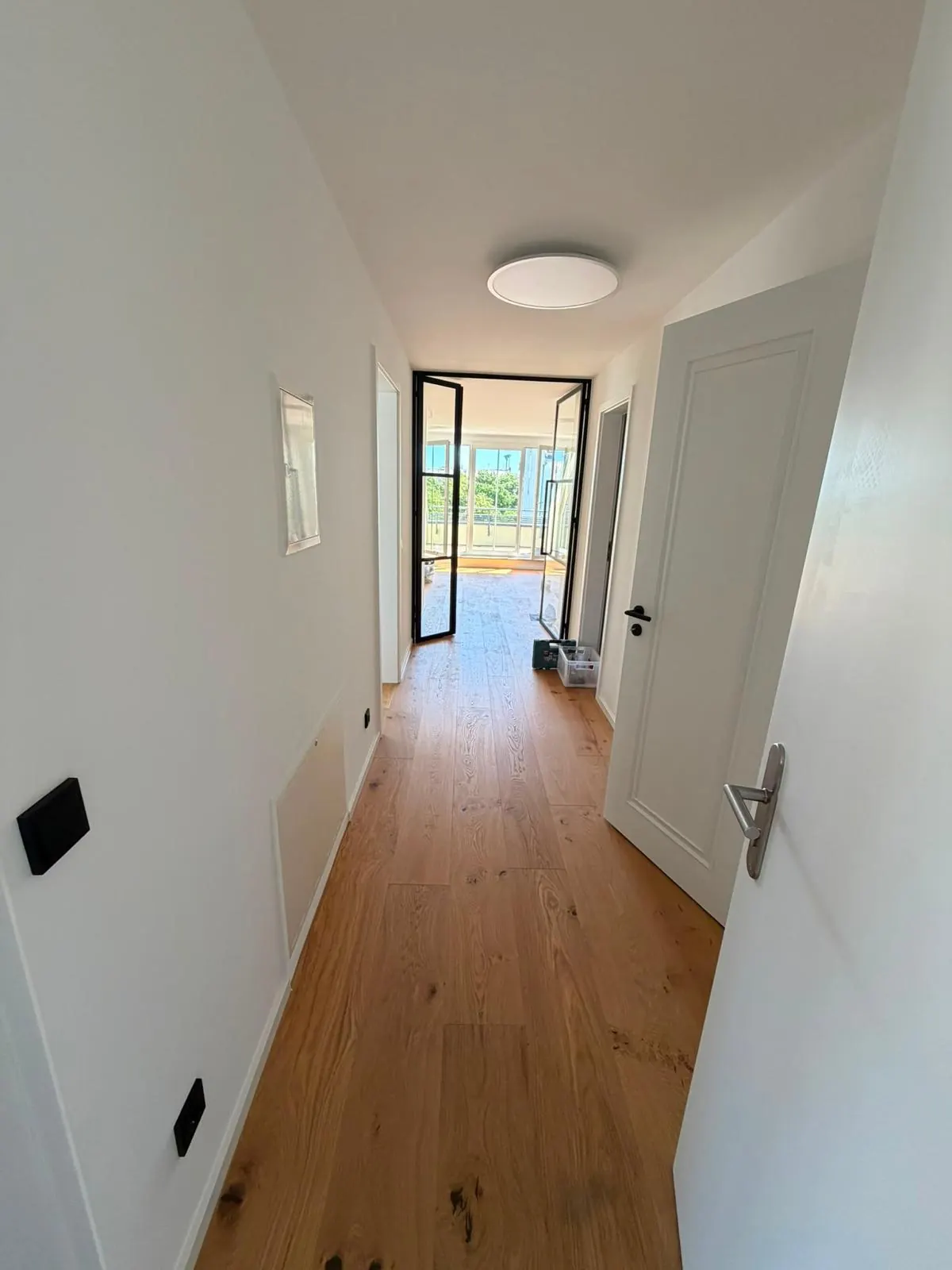 Flur der sanierten Wohnung in München-Sendling